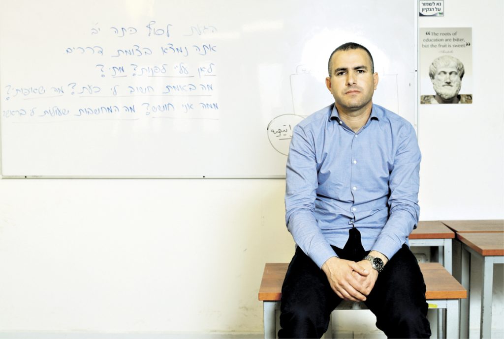צדיק כתמר: הפעיל שמקדם מצוינות בחינוך בקרב ילדי הבדואים